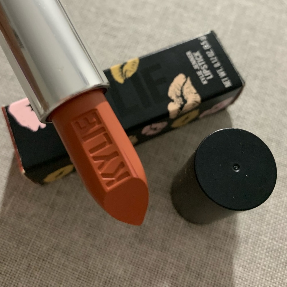 ✨💄Kylie lipstick ‘Dulce de leche new ✨